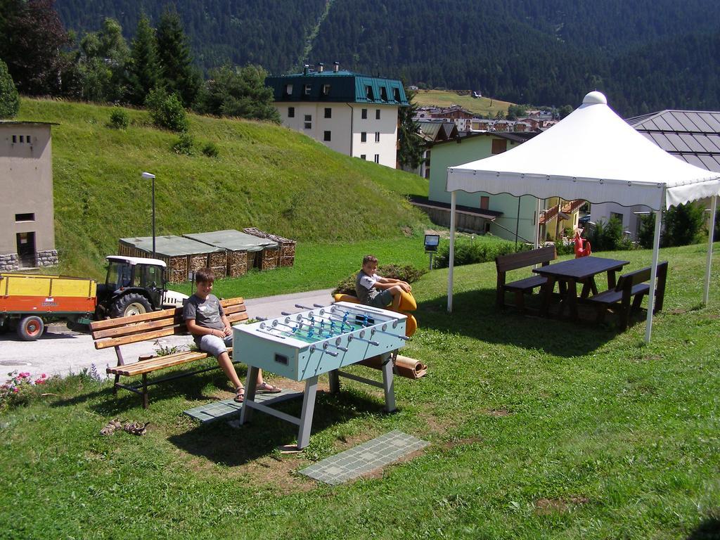Appartamenti La Val Andalo Luaran gambar